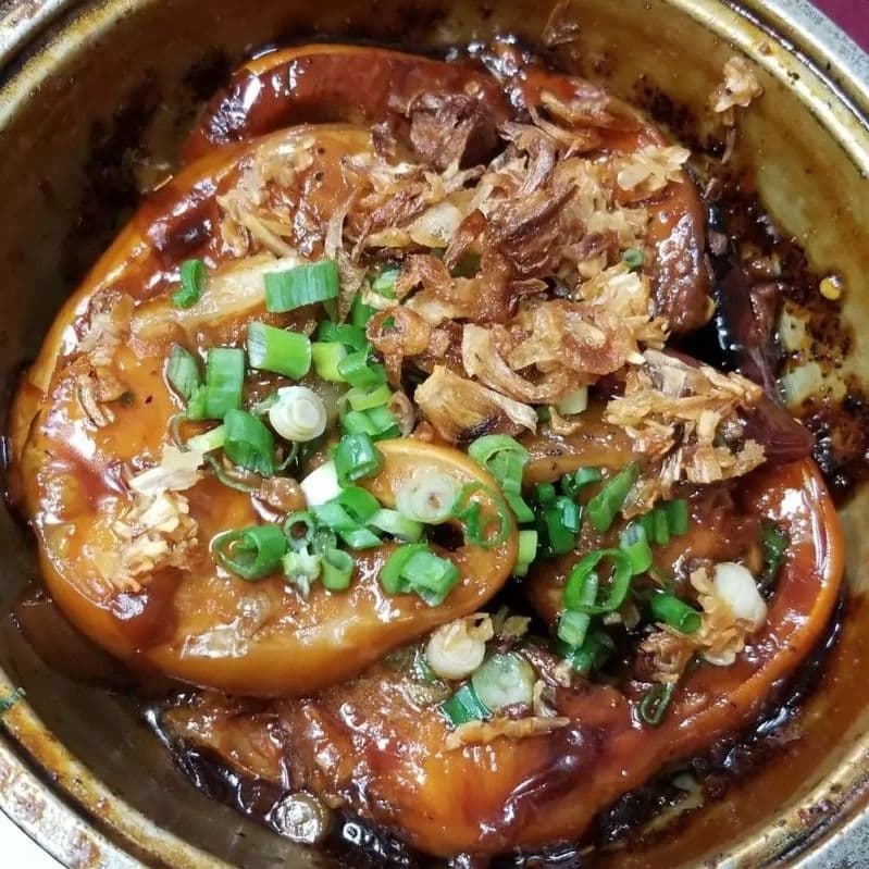 S20. Catfish Stewed in Clay Pot
